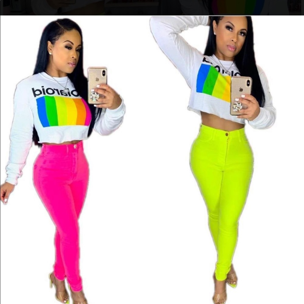 Set - Picture 2 of 5